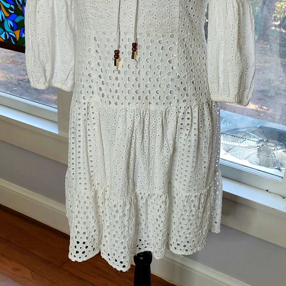 Vince Camuto Drop Waist White Eyelet Dress Lined Bodice Midi Length SZ: … - Picture 4 of 13